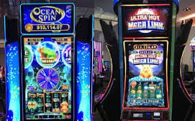 Người chơi hào hứng tham gia Bingo trực tuyến trên điện thoại di động